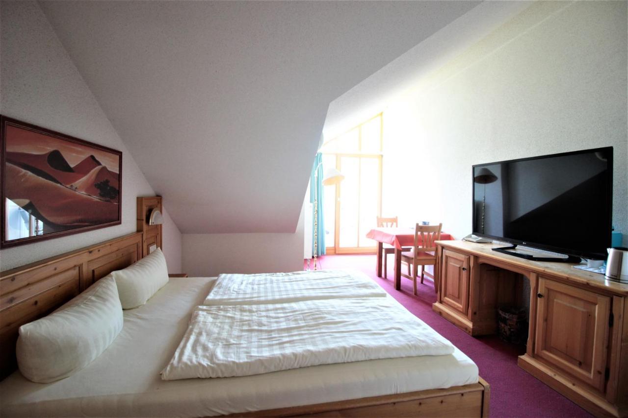 Ruhiges Doppelzimmer im Hotel Ahornhof Lindberg Exterior foto