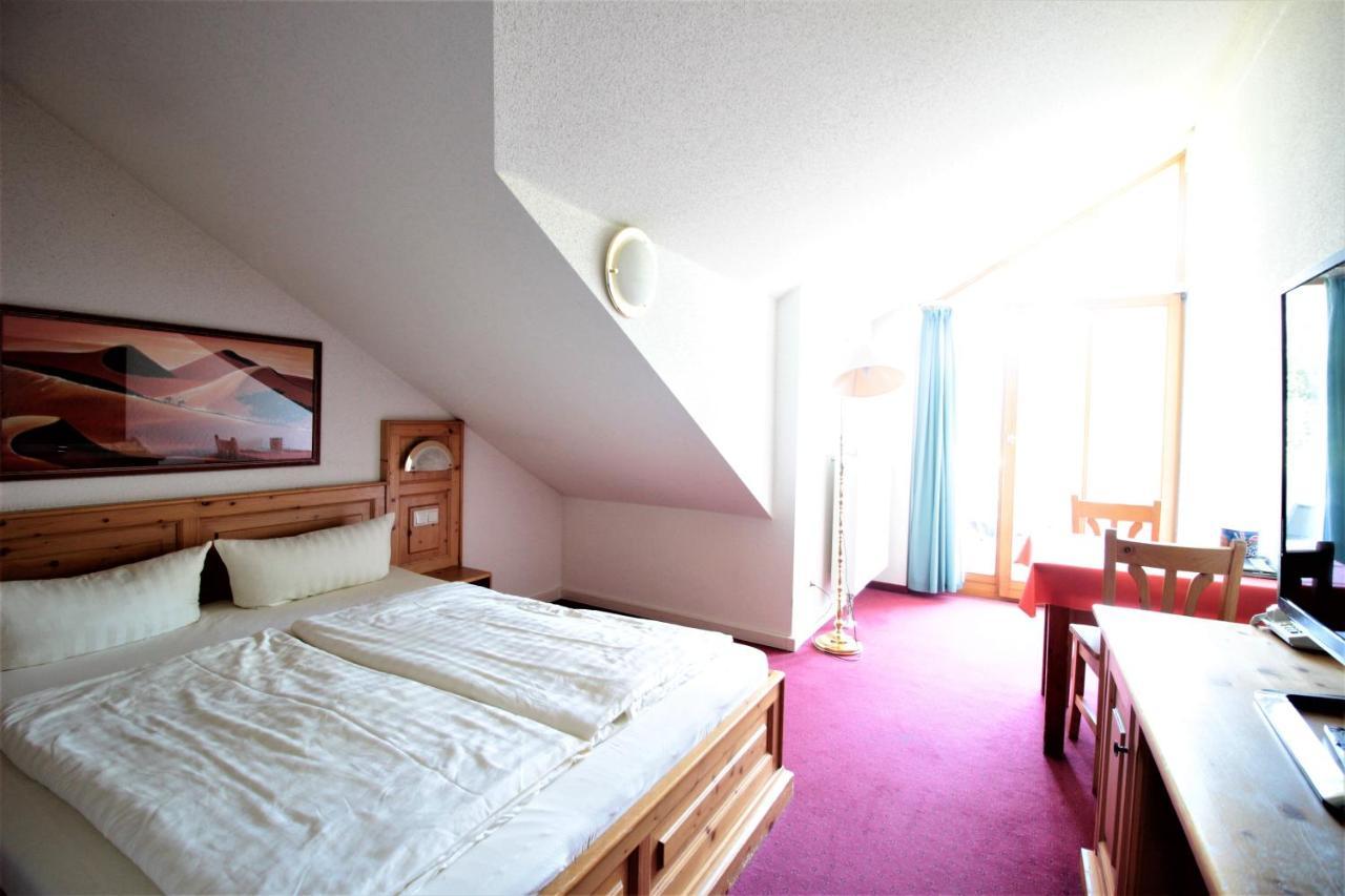 Ruhiges Doppelzimmer im Hotel Ahornhof Lindberg Exterior foto