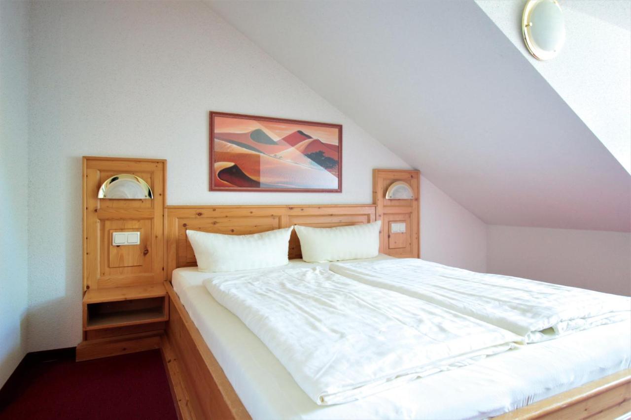 Ruhiges Doppelzimmer im Hotel Ahornhof Lindberg Exterior foto